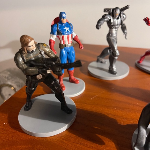 Collection Of Marvel Avenger Figures- Various Figures- 10 - Picture 2 of 13